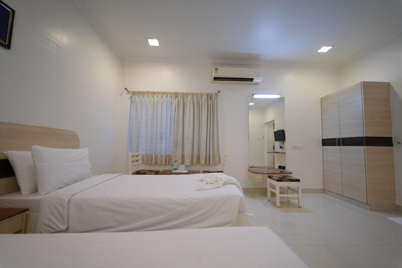 Hotel Palmyra Grand Inn Tirunelveli Exterior photo