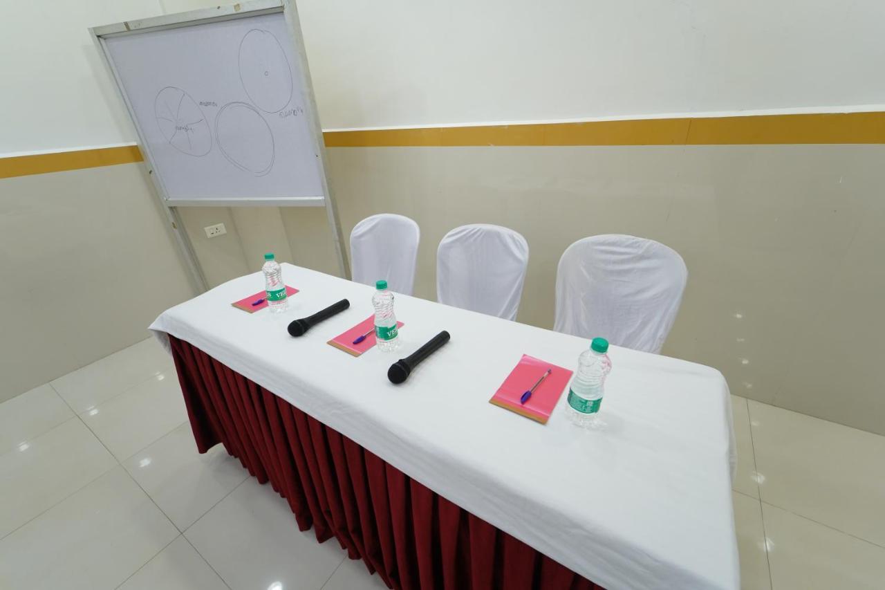 Hotel Palmyra Grand Inn Tirunelveli Exterior photo